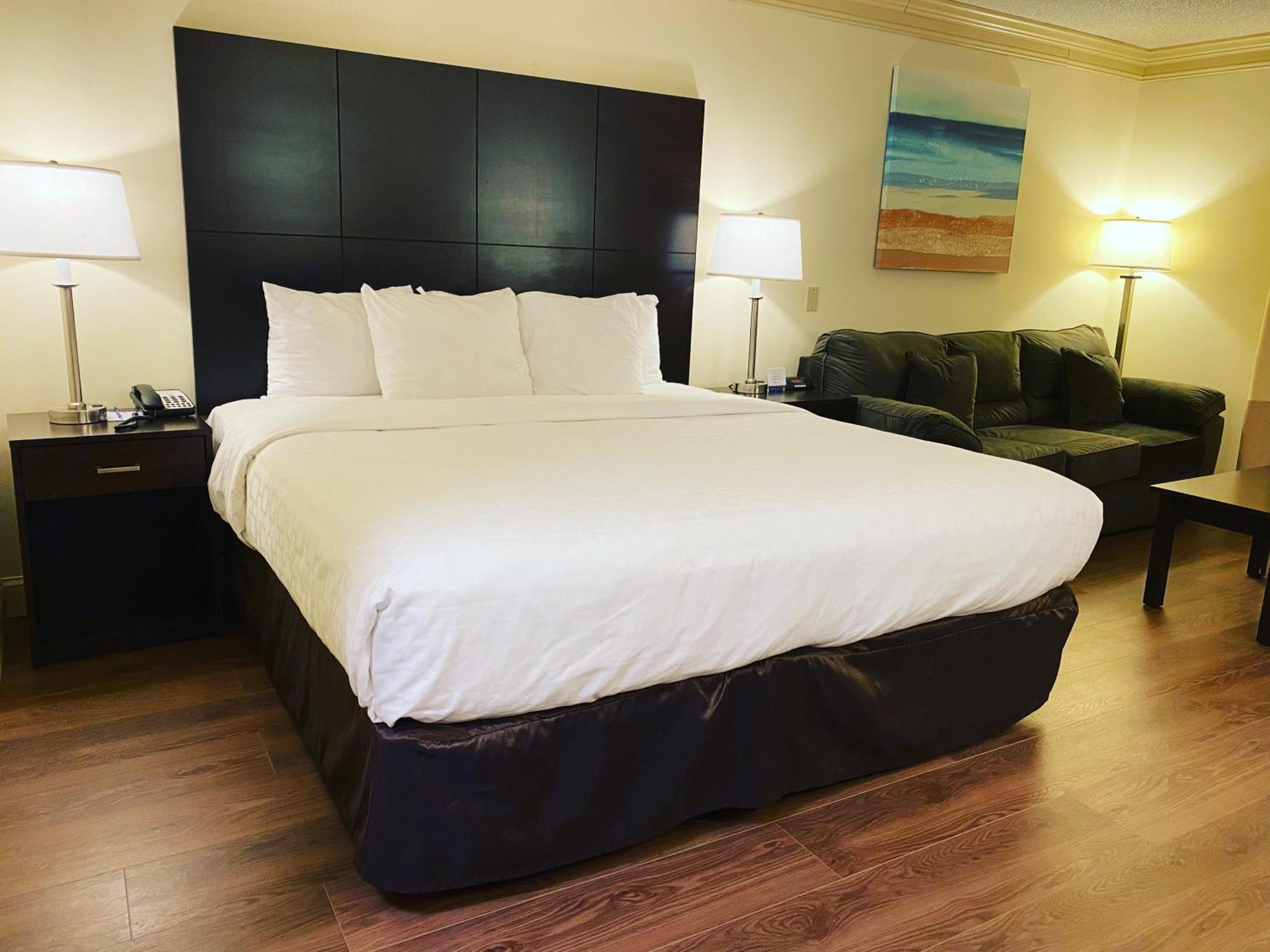 Clarion Hotel & Conference Center Томс-Ривер Экстерьер фото